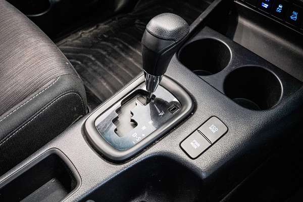 2018 Toyota Hilux SR GUN126R 4X4