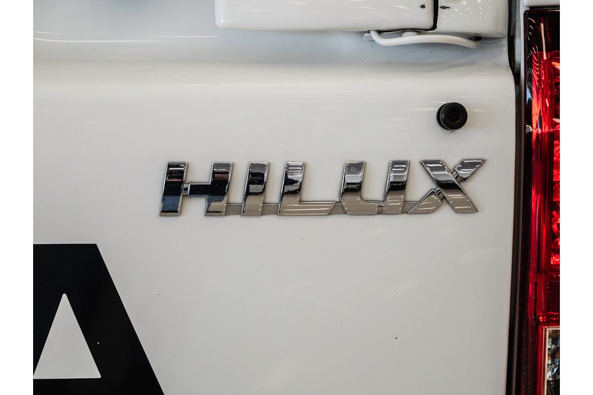 2018 Toyota Hilux SR GUN126R 4X4