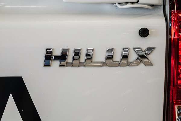 2018 Toyota Hilux SR GUN126R 4X4