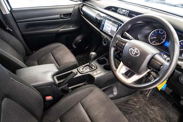 2018 Toyota Hilux SR GUN126R 4X4