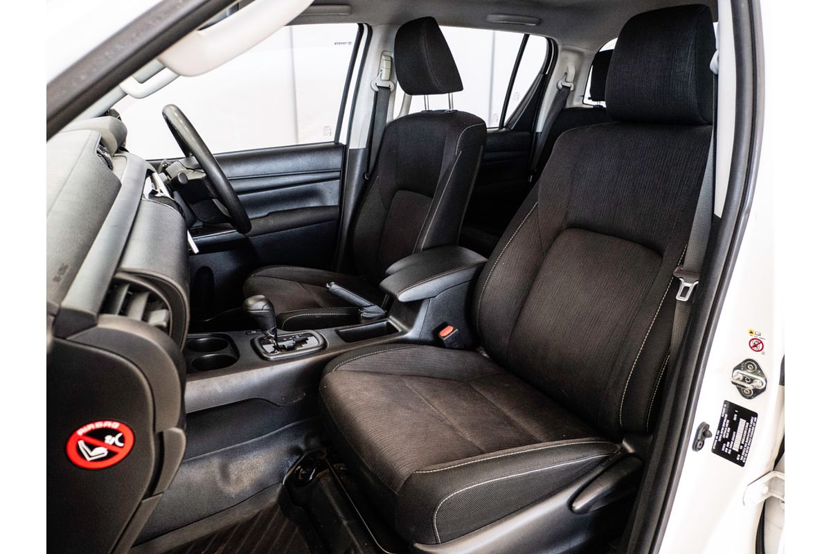 2018 Toyota Hilux SR GUN126R 4X4