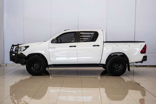 2018 Toyota Hilux SR GUN126R 4X4
