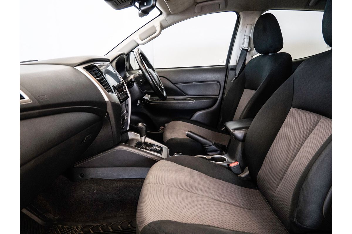 2020 Mitsubishi Triton GLX-R MR 4X4