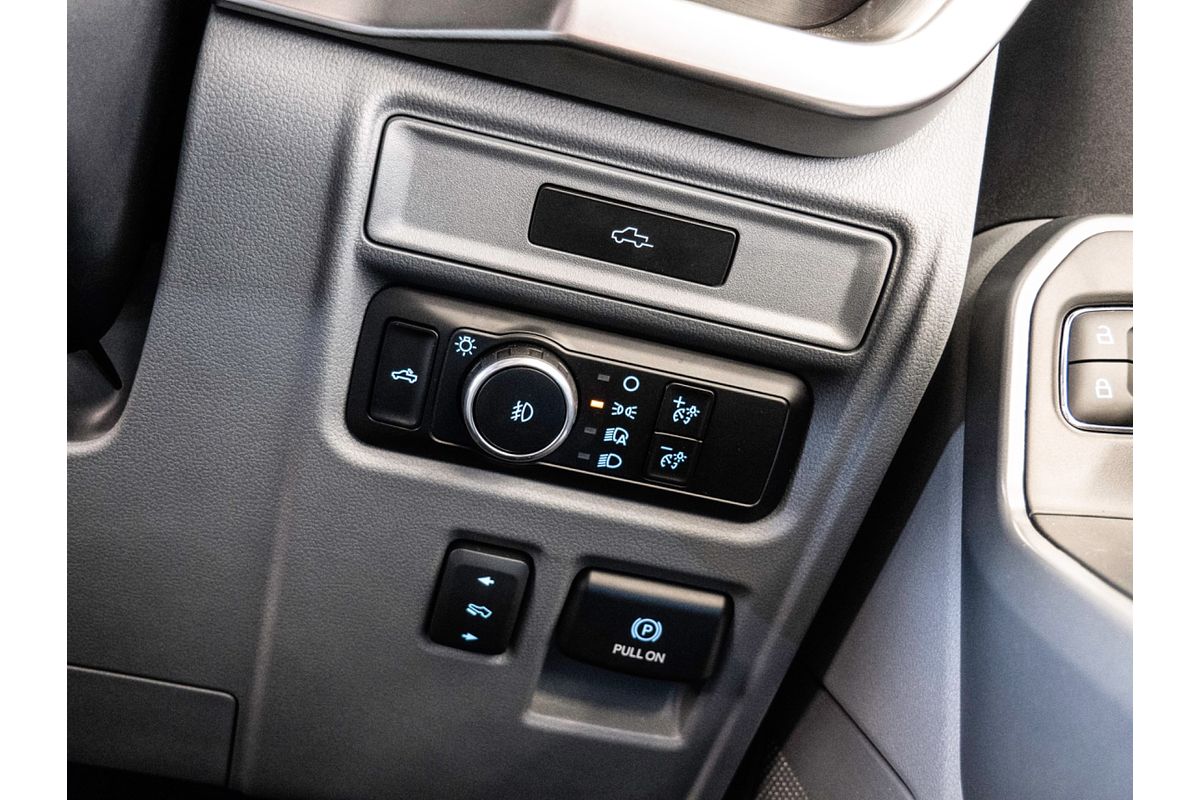 2023 Ford F-150 Lariat 4X4 SWB