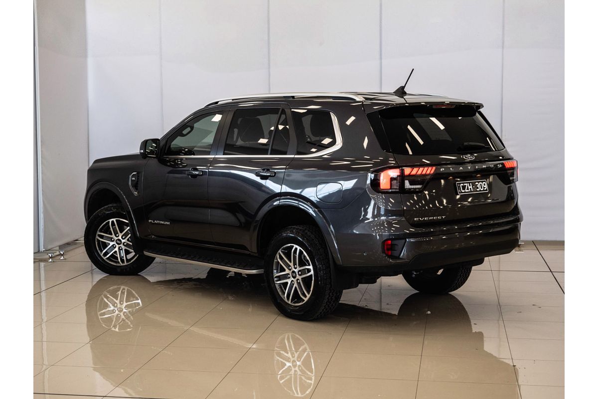 2024 Ford Everest Platinum