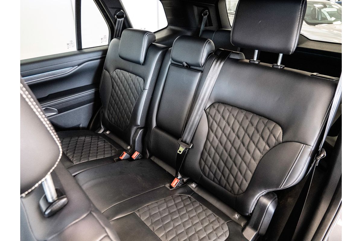 2024 Ford Everest Platinum