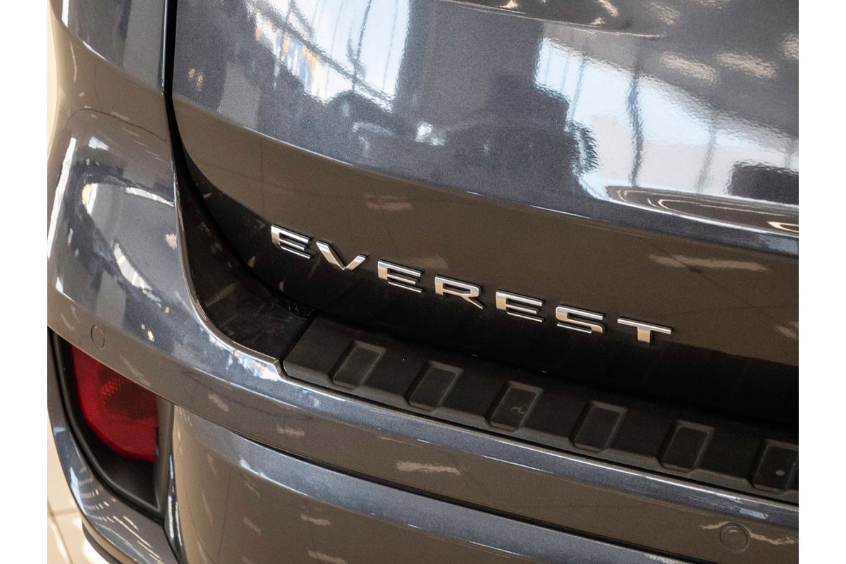 2024 Ford Everest Platinum