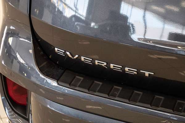 2024 Ford Everest Platinum