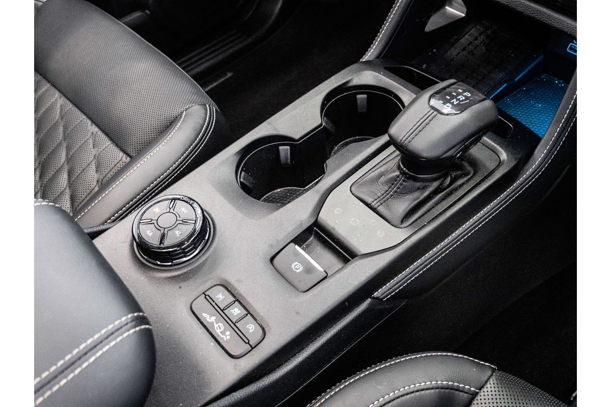 2024 Ford Everest Platinum