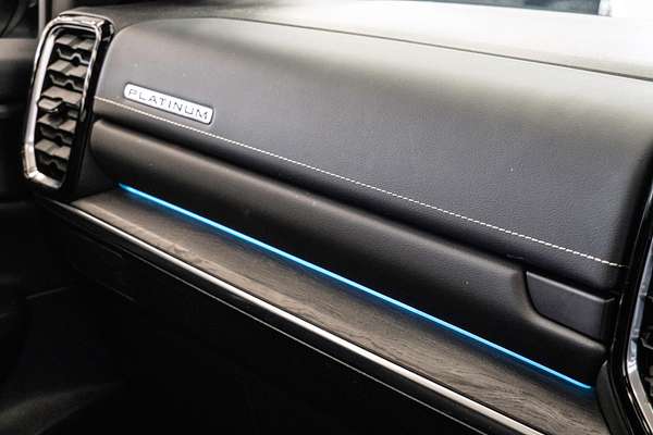 2024 Ford Everest Platinum