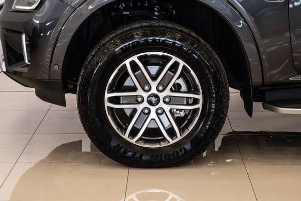 2024 Ford Everest Platinum