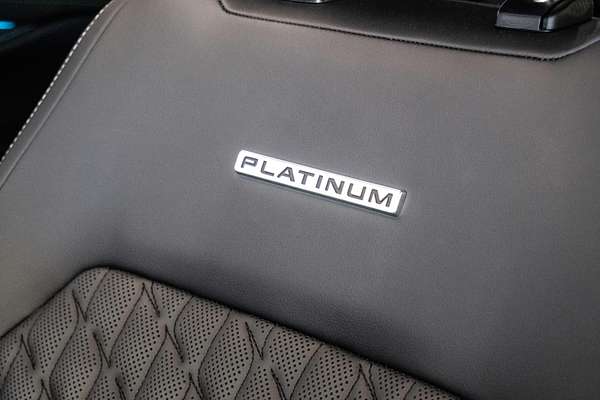 2024 Ford Everest Platinum