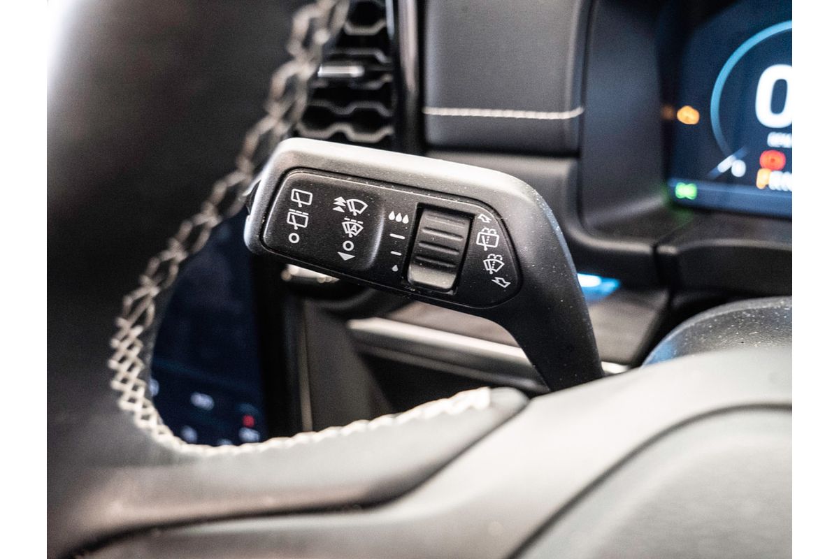 2024 Ford Everest Platinum