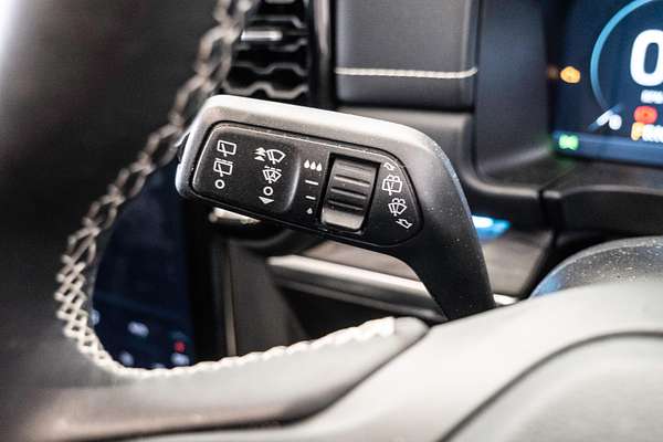 2024 Ford Everest Platinum