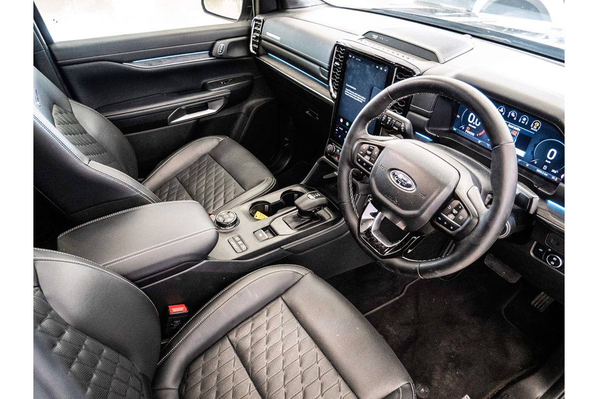 2024 Ford Everest Platinum