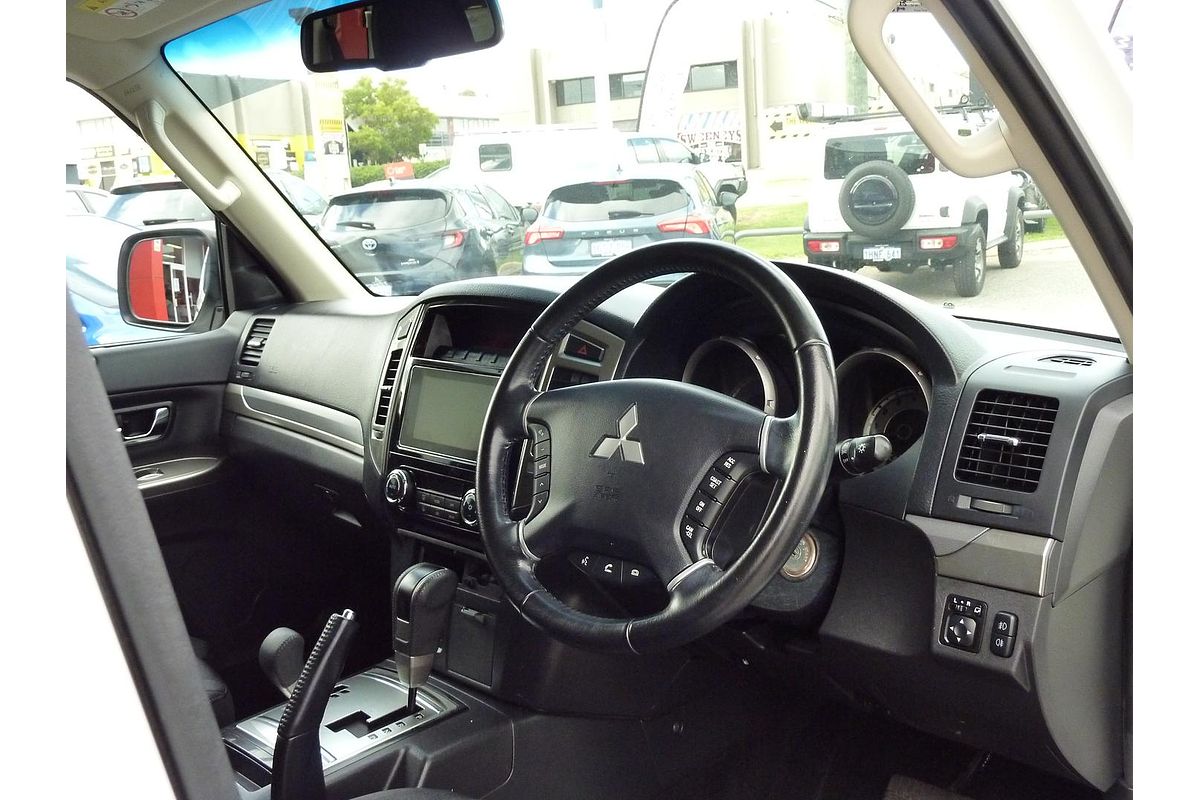 2018 Mitsubishi Pajero GLX NX