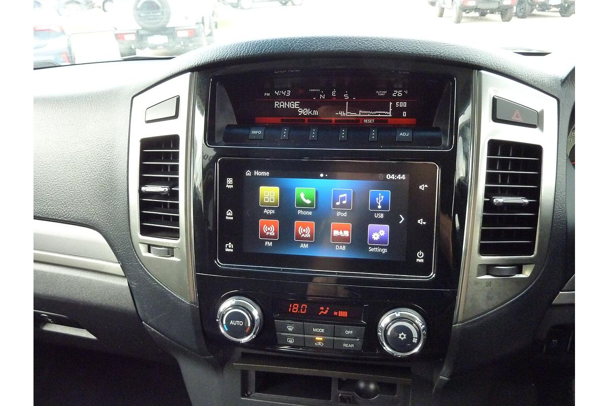 2018 Mitsubishi Pajero GLX NX