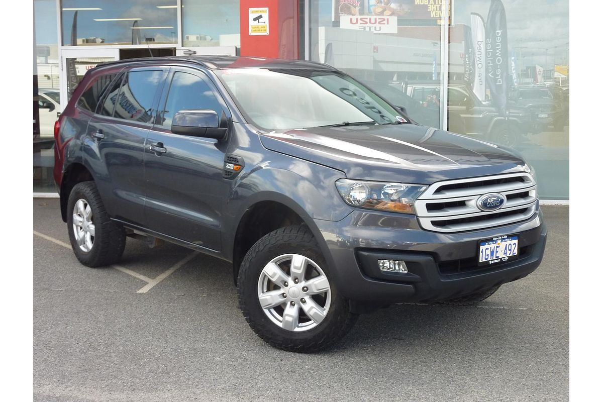 2017 Ford Everest Ambiente UA