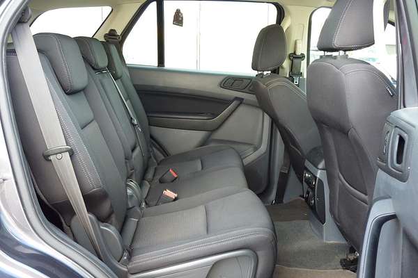 2017 Ford Everest Ambiente UA