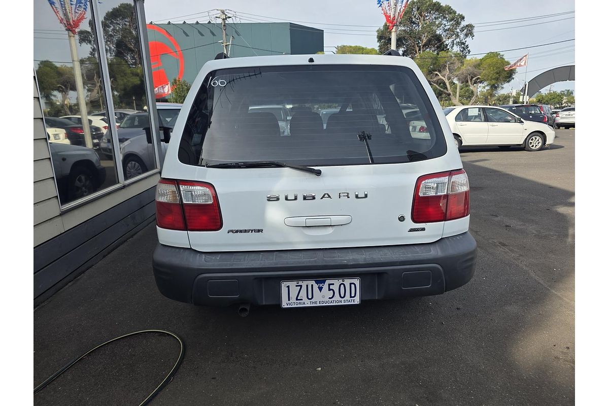 2000 Subaru Forester GX 79V
