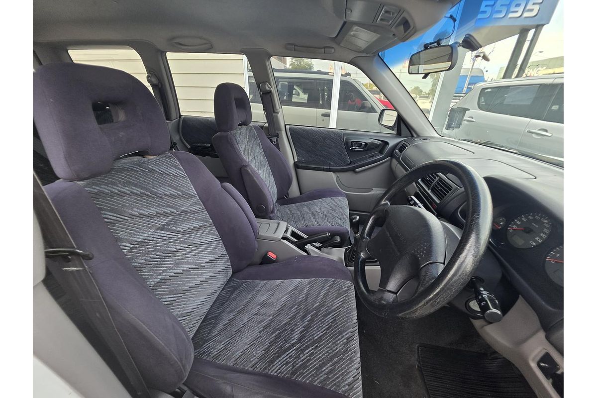 2000 Subaru Forester GX 79V