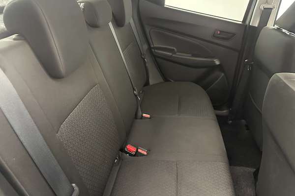 2017 Suzuki Swift GL Navigator Safety Pack AZ