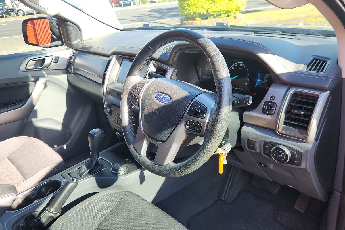 2017 Ford Everest Trend UA