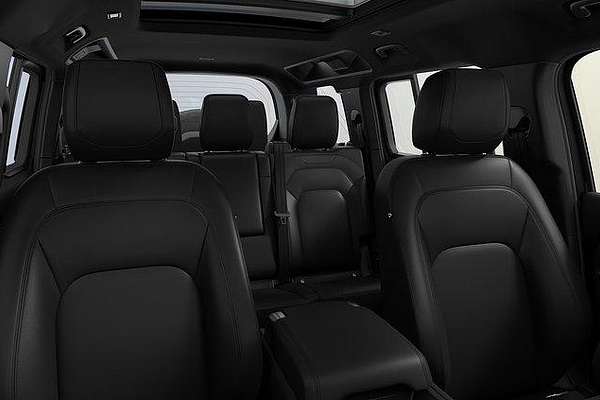 2025 Land Rover Defender 110 D350 X-Dynamic SE L663