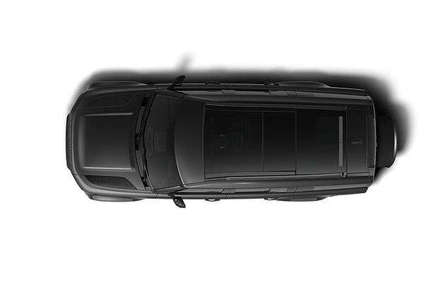 2025 Land Rover Defender 130 D350 X-Dynamic SE L663