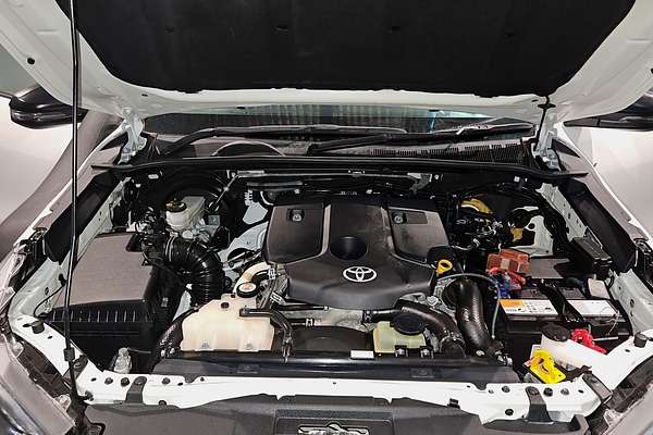 2020 Toyota Hilux SR GUN126R 4X4