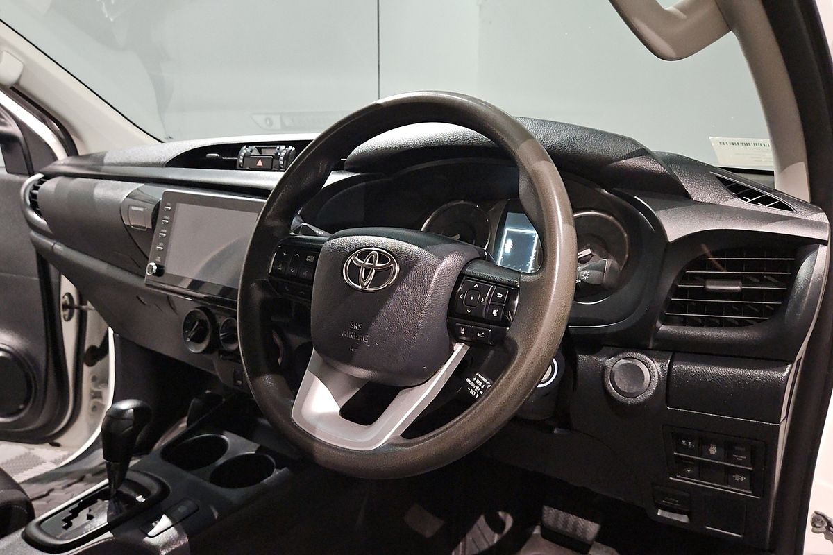 2020 Toyota Hilux SR GUN126R 4X4