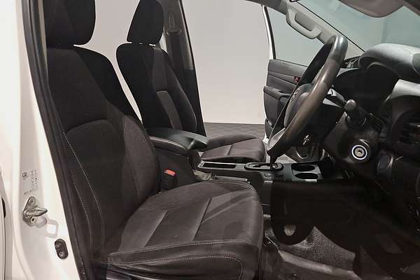 2020 Toyota Hilux SR GUN126R 4X4