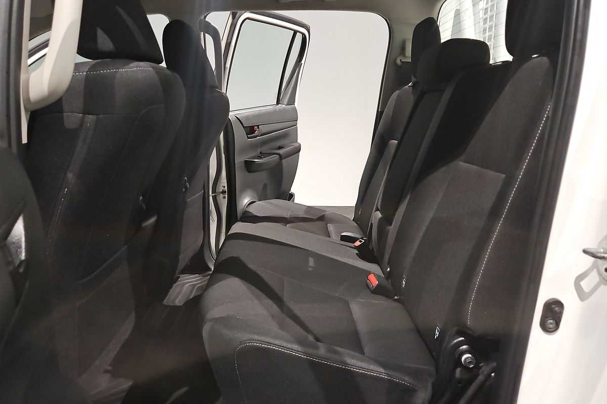 2020 Toyota Hilux SR GUN126R 4X4