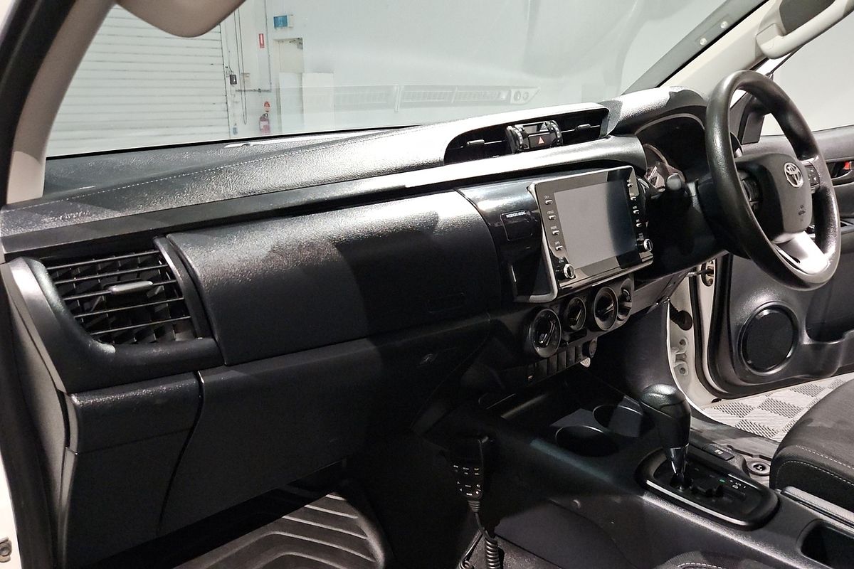 2020 Toyota Hilux SR GUN126R 4X4