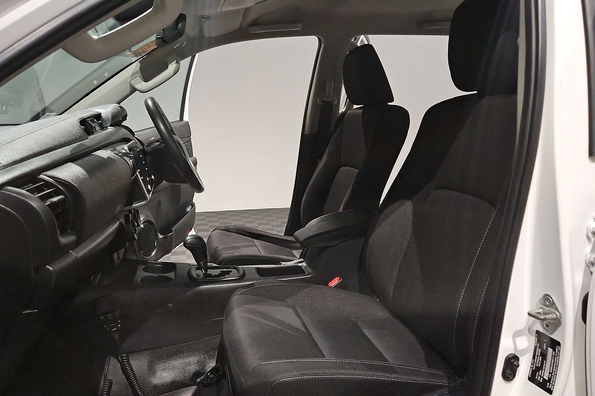 2020 Toyota Hilux SR GUN126R 4X4