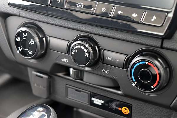 2024 Mazda BT-50 XS TF Rear Wheel Drive