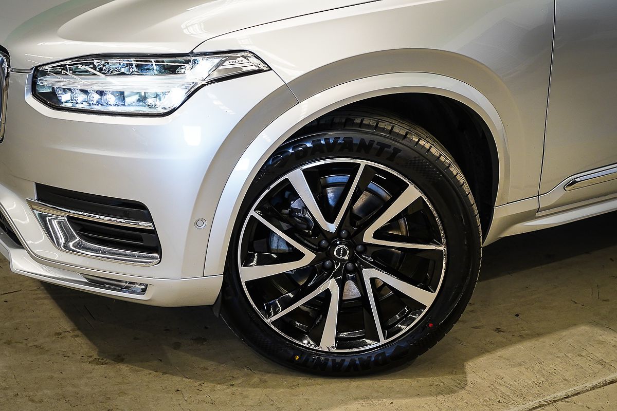 2021 Volvo XC90 B6 Inscription