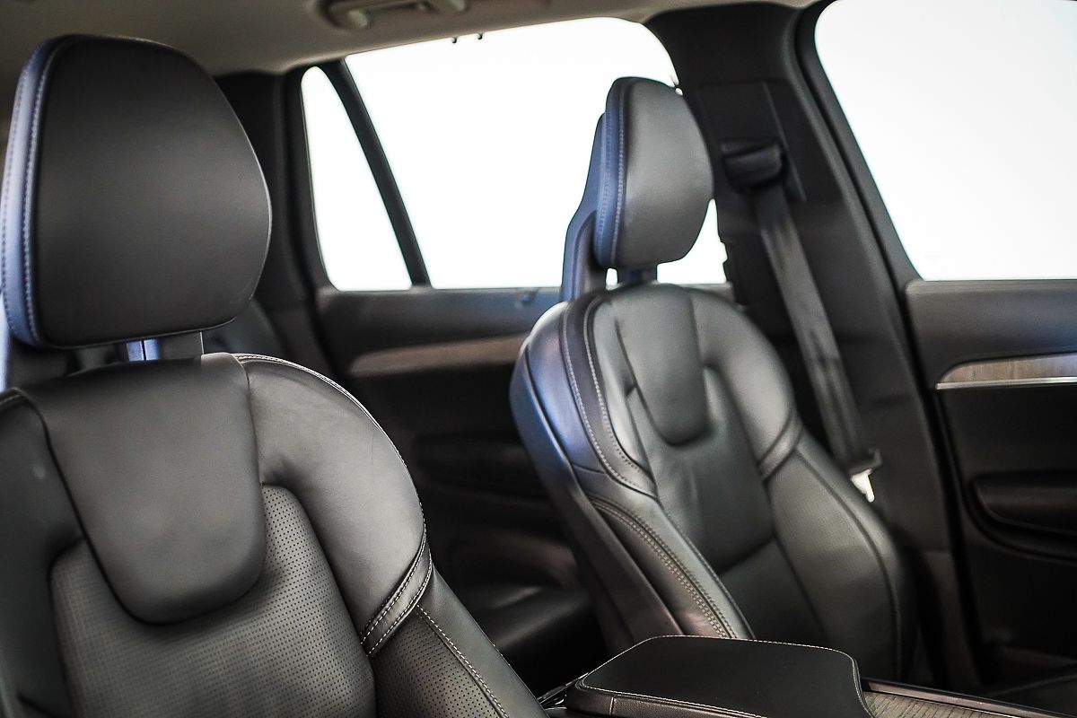 2021 Volvo XC90 B6 Inscription