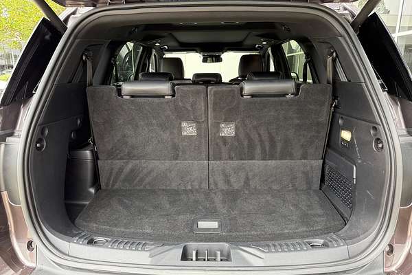 2023 Ford Everest Platinum