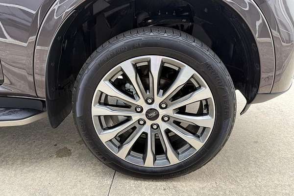 2023 Ford Everest Platinum