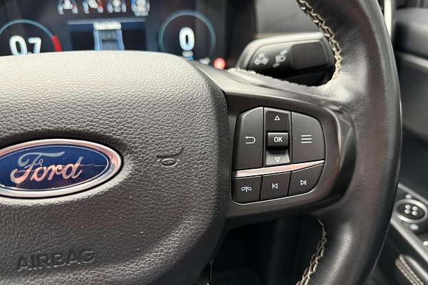 2023 Ford Everest Platinum