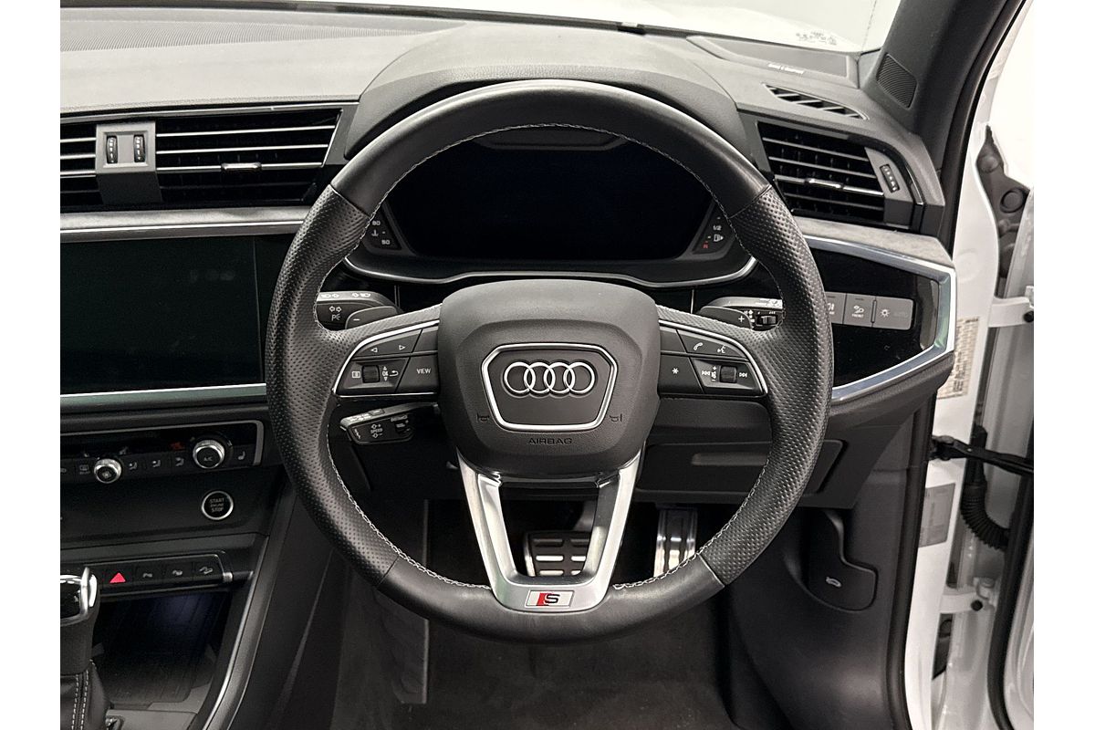 2021 Audi Q3 40 TFSI F3