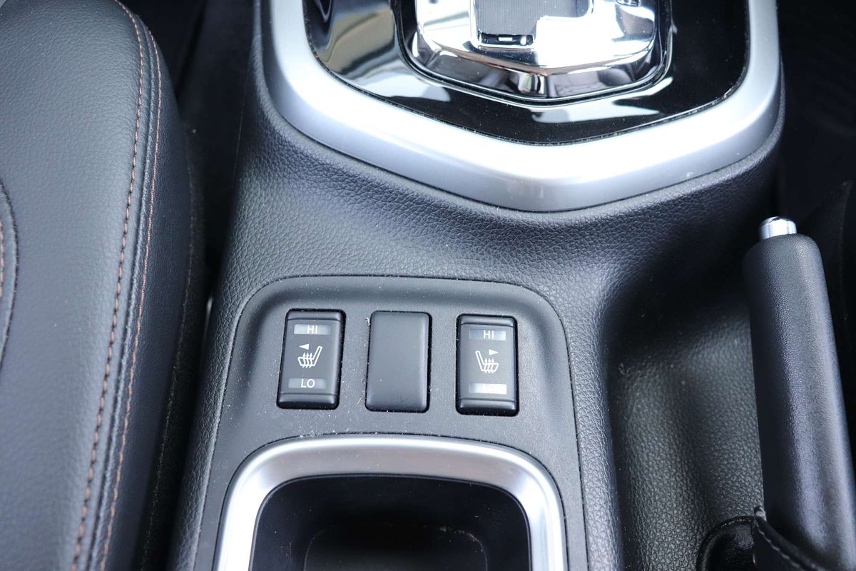 2022 Nissan Navara ST-X D23 4X4