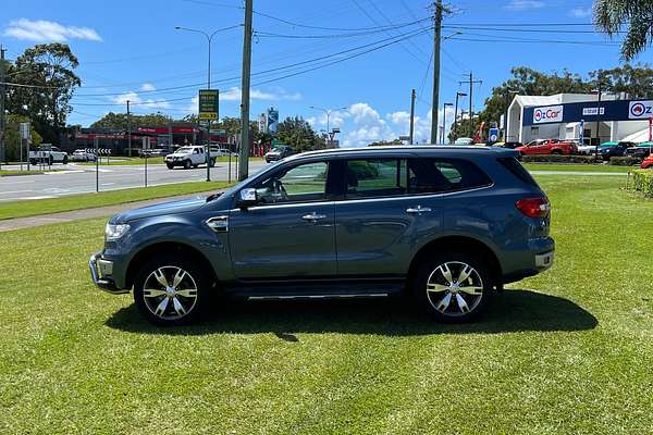 2017 Ford Everest Titanium UA