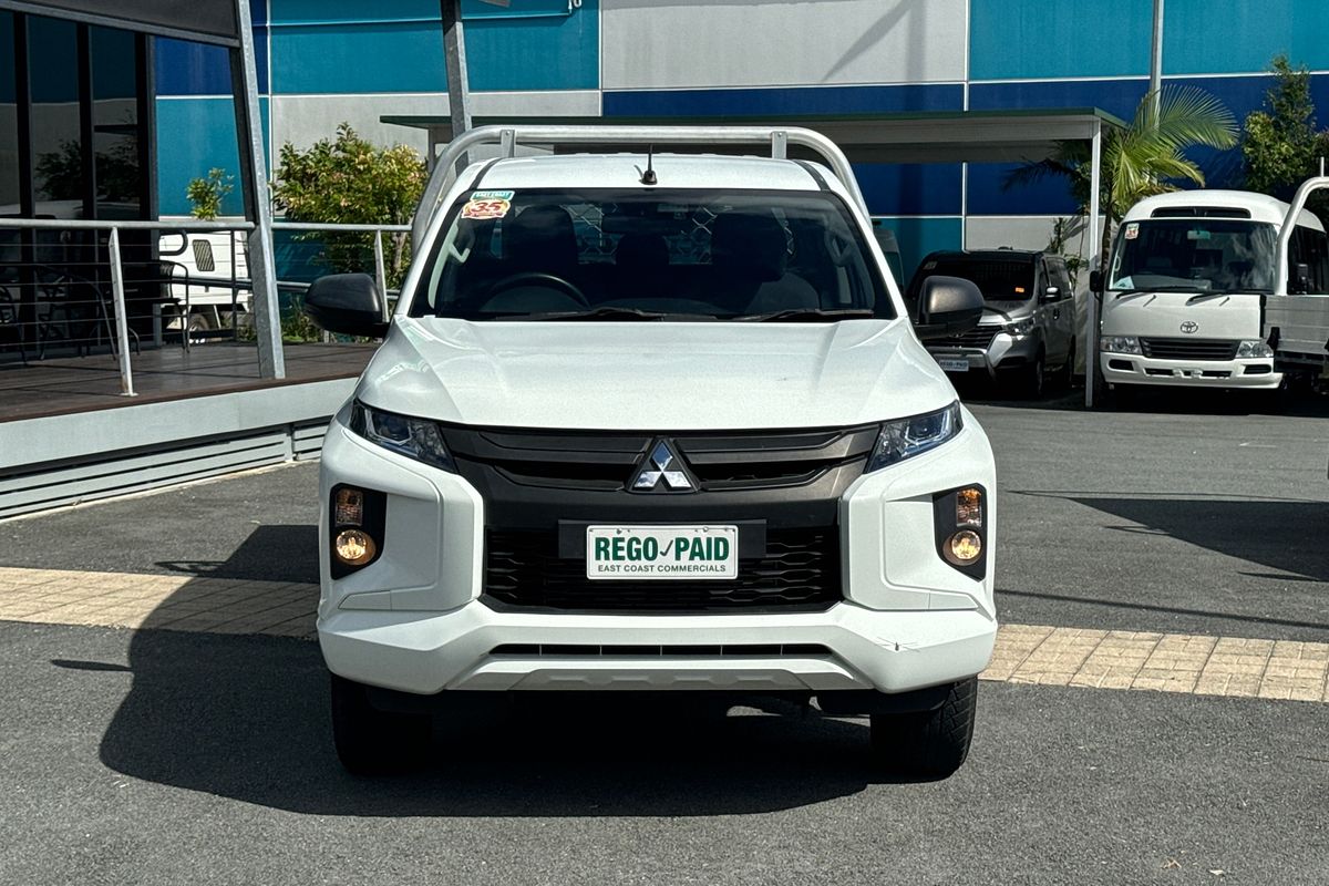 2021 Mitsubishi Triton GLX MR 4X4