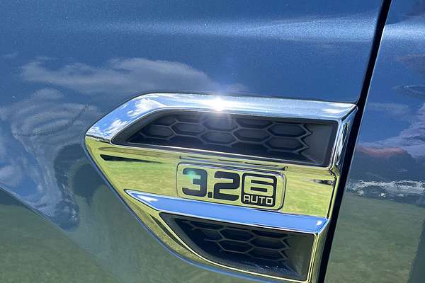 2017 Ford Everest Titanium UA