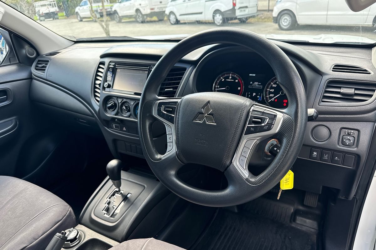 2021 Mitsubishi Triton GLX MR 4X4