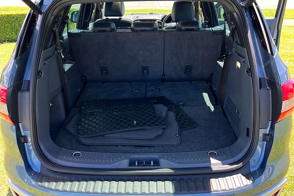 2017 Ford Everest Titanium UA