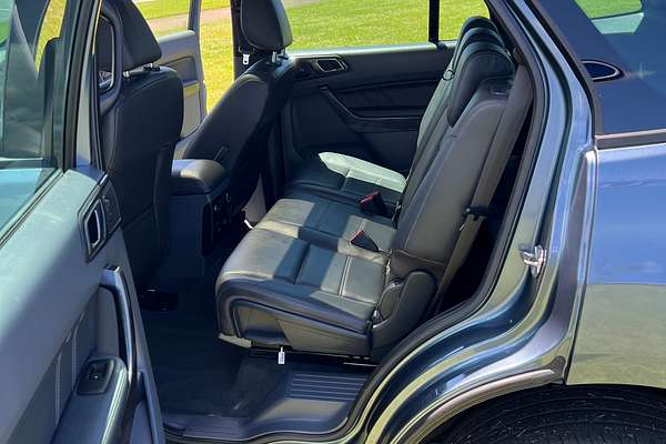 2017 Ford Everest Titanium UA