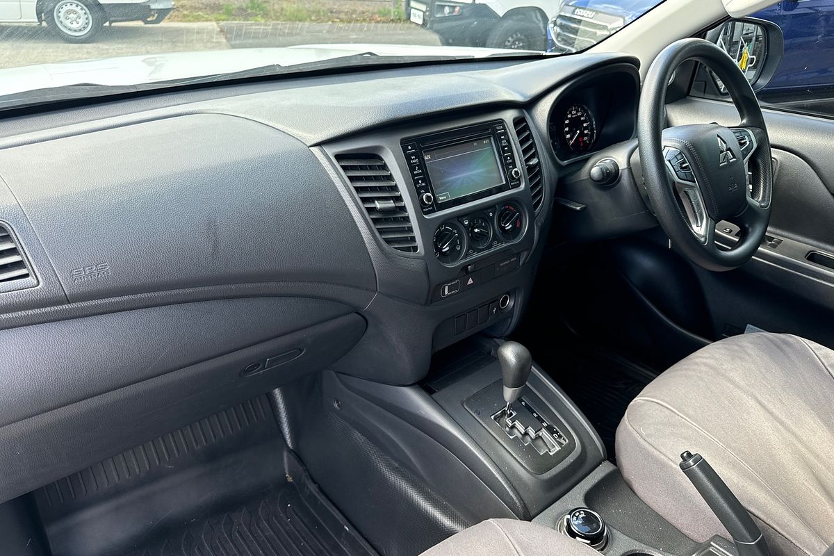2021 Mitsubishi Triton GLX MR 4X4